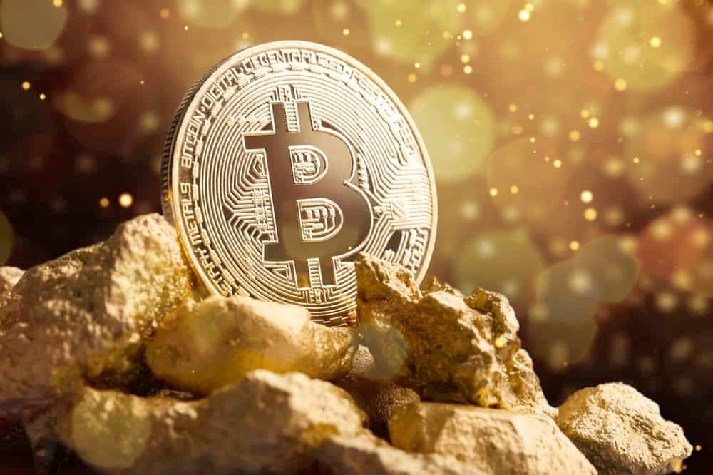 Finance experts reveal the difference between Bitcoin and Gold