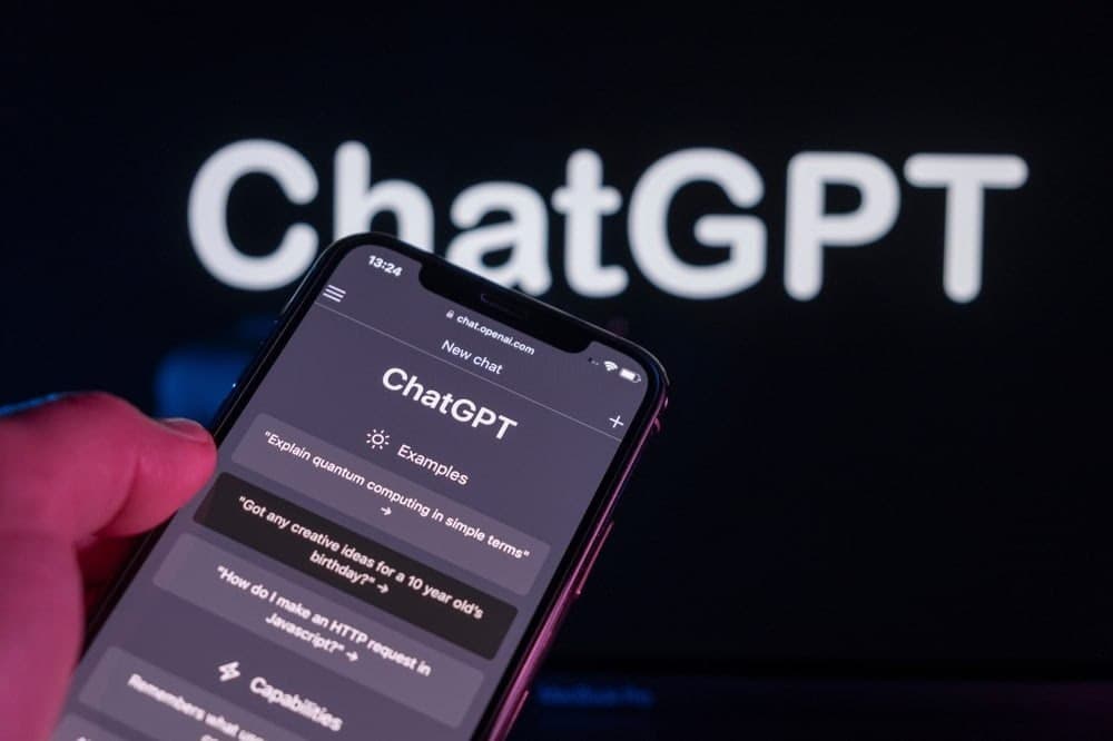 ChatGPT picks 2 altcoins to buy and add to your crypto portfolio in February