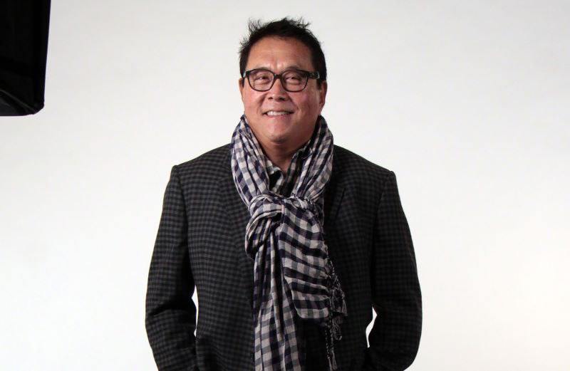R. Kiyosaki warns ETFs are like ‘having a picture of a paper gun’